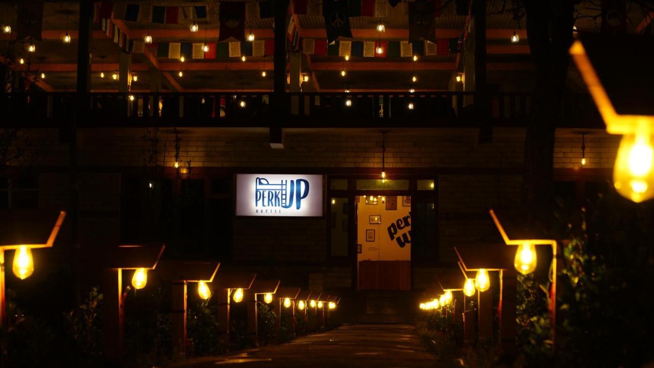 Perkup Hostel Kasol Esterno foto