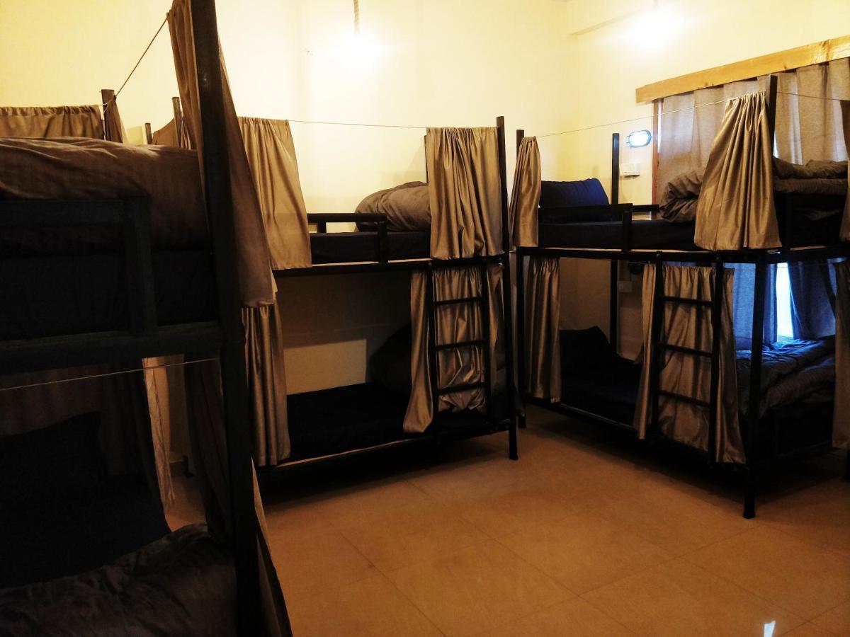 Perkup Hostel Kasol Esterno foto