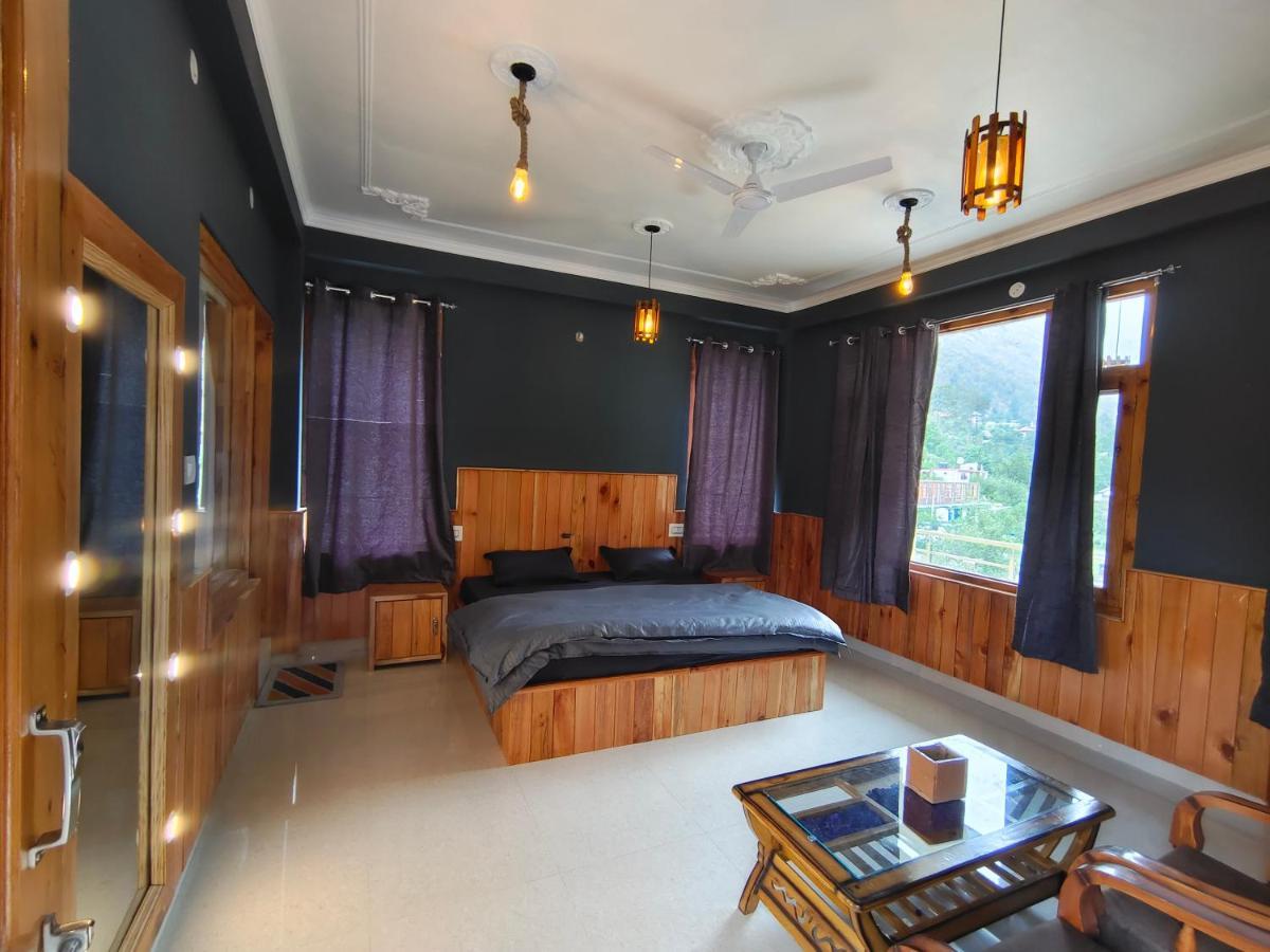 Perkup Hostel Kasol Esterno foto
