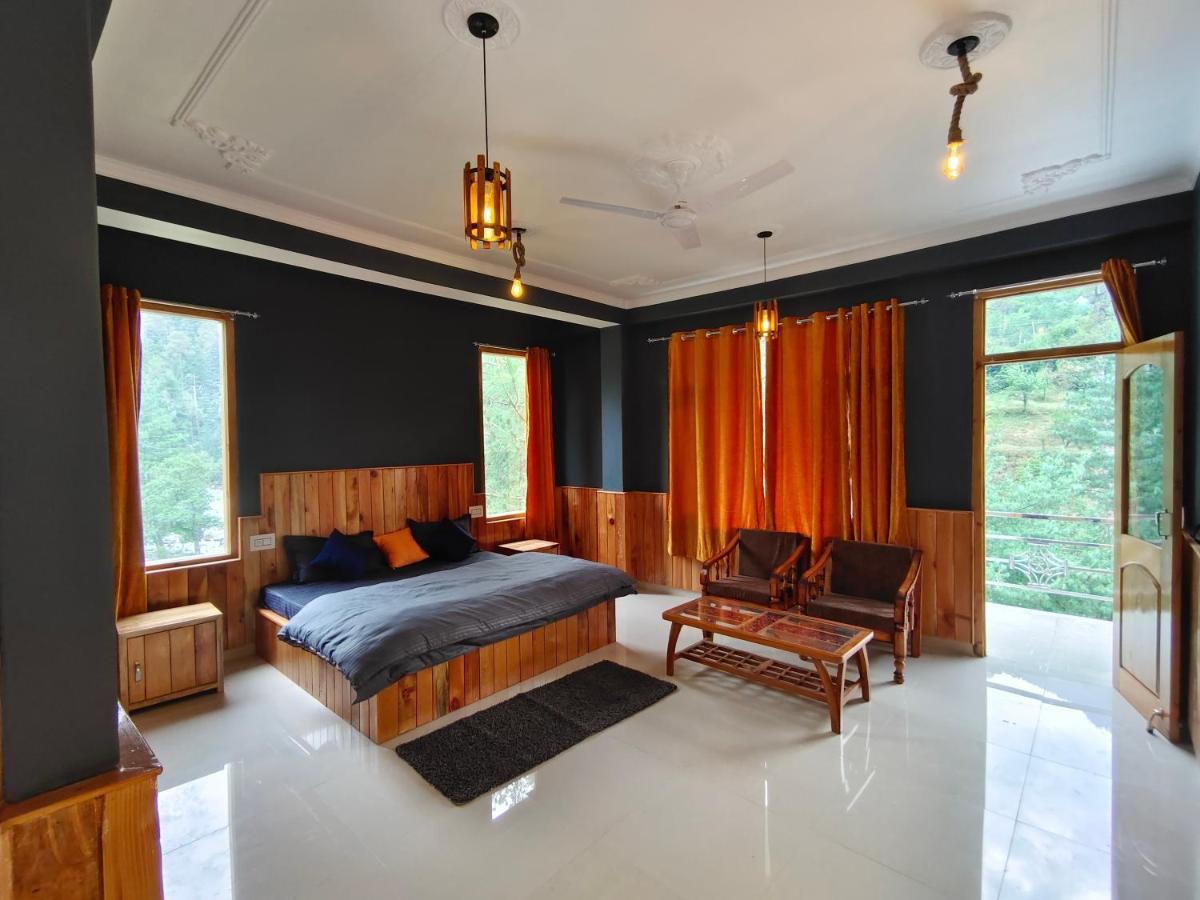 Perkup Hostel Kasol Esterno foto
