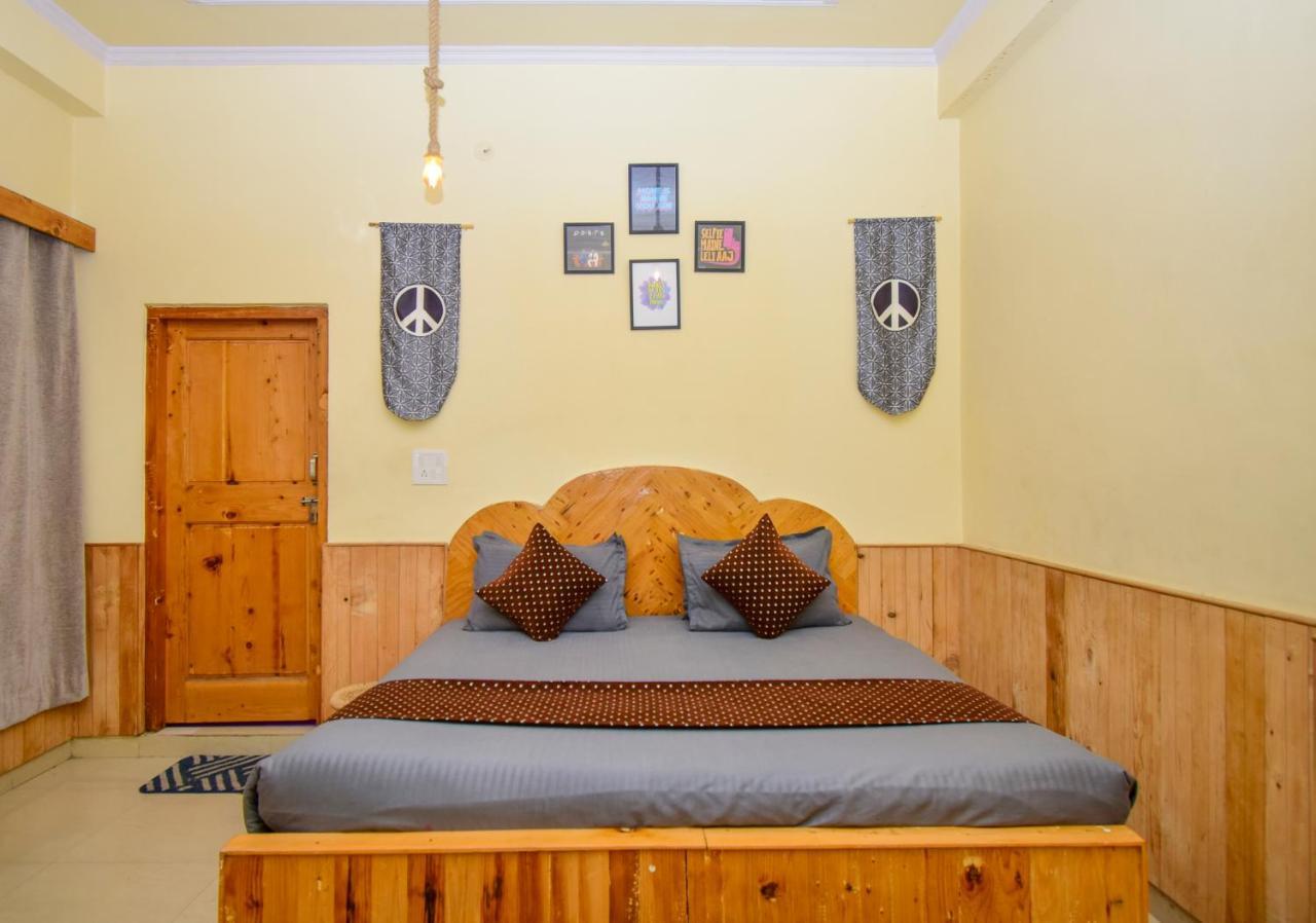 Perkup Hostel Kasol Esterno foto
