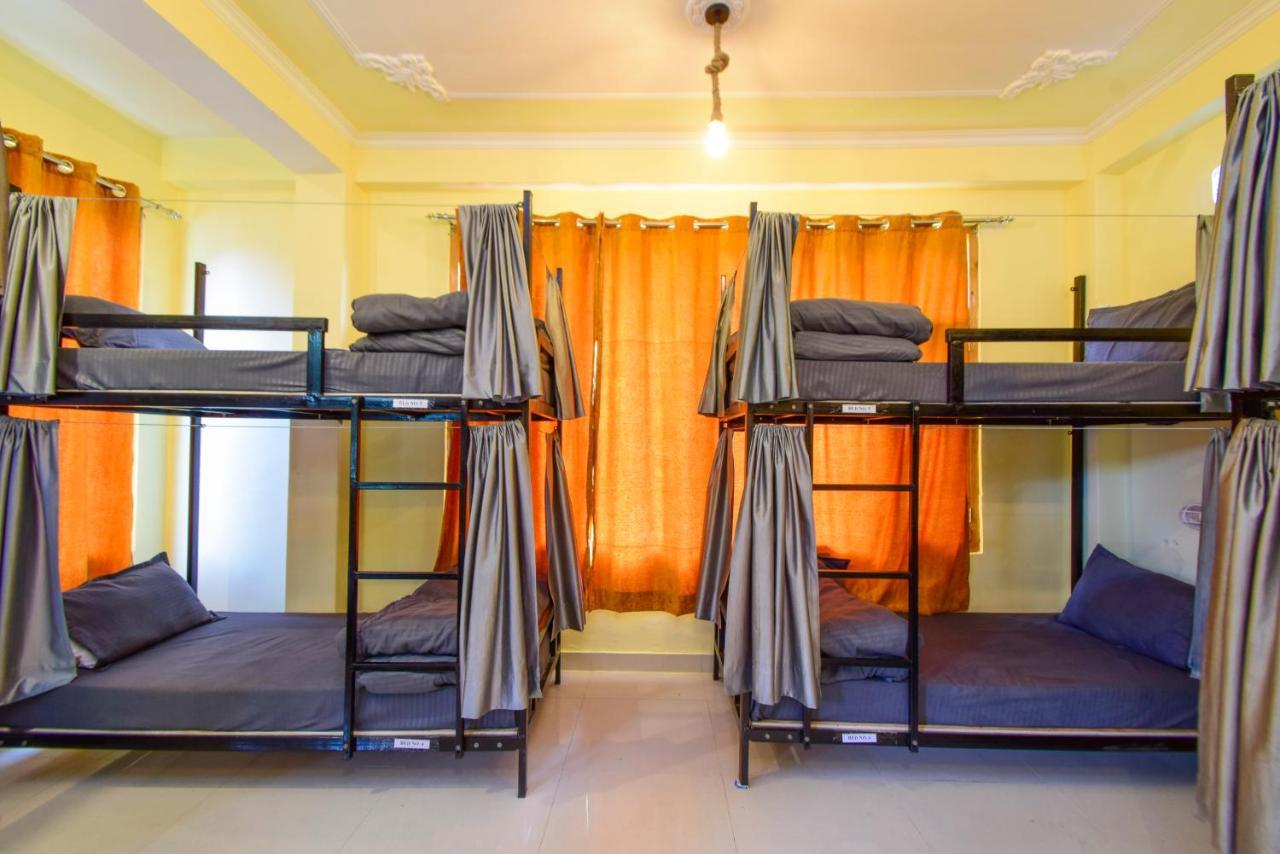 Perkup Hostel Kasol Esterno foto