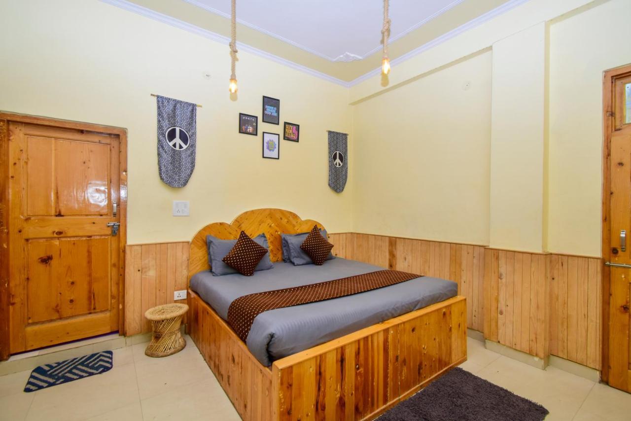 Perkup Hostel Kasol Esterno foto