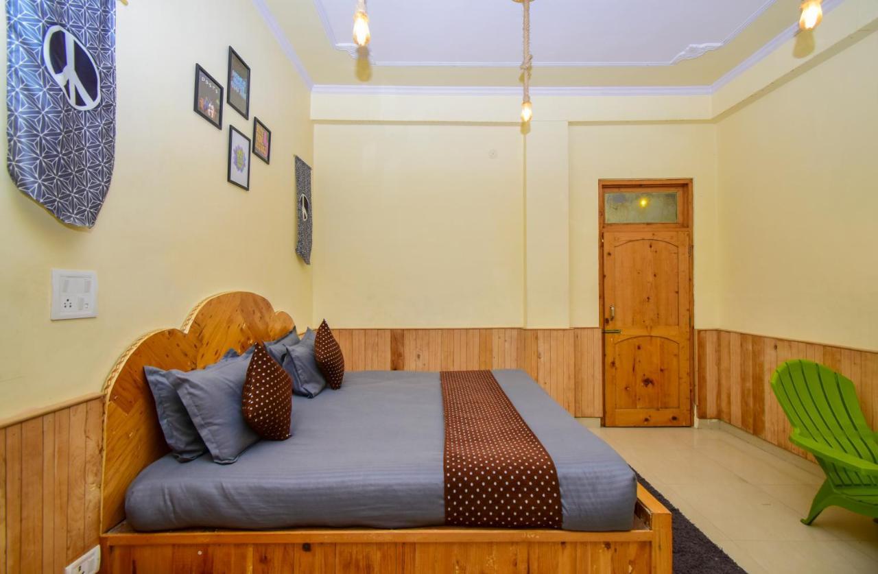 Perkup Hostel Kasol Esterno foto