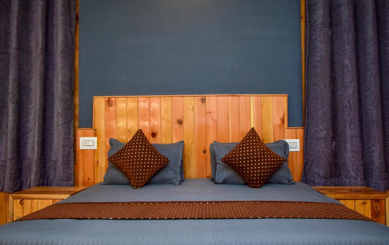 Perkup Hostel Kasol Esterno foto